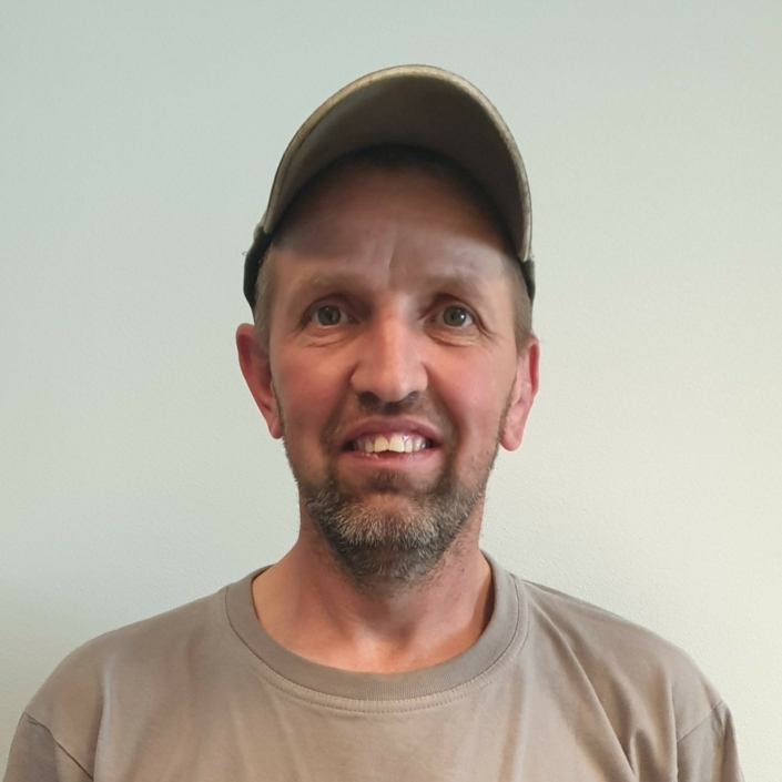 Jacco Bron, Vrachtwagenchauffeur/ Kraanmachinist